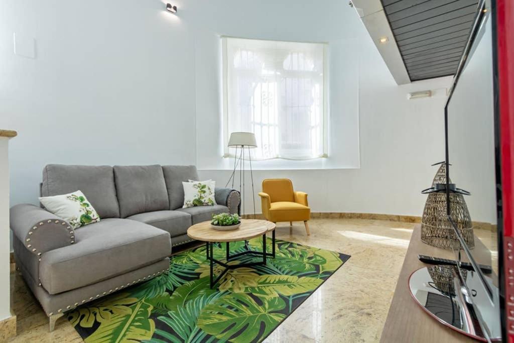 Ferienwohnung Becas Alameda Duplex By Valcambre Sevilla Exterior foto