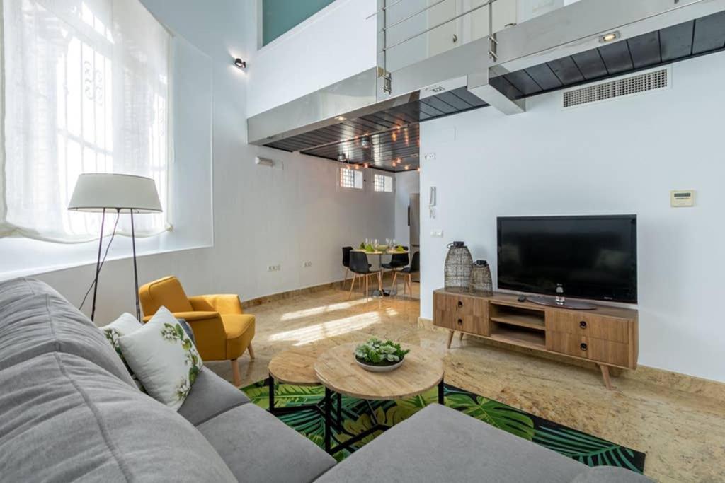Ferienwohnung Becas Alameda Duplex By Valcambre Sevilla Exterior foto